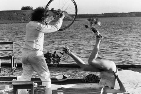 Philip Corner & Geoffrey Hendricks (Photo: Berty Skuber, 1985)
