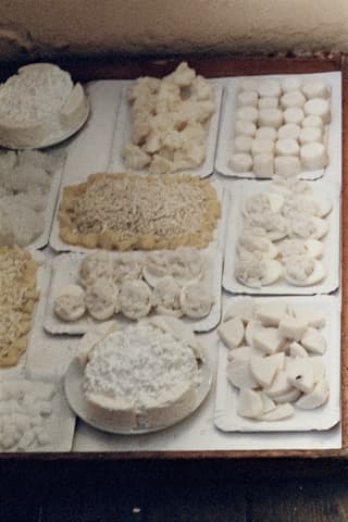 White food (Photo: Berty Skuber, 1985)
