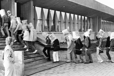 Photo: Berty Skuber, 1985
