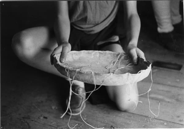 Alison Knowles (Photo: Kirsten Justesen, 1985)
