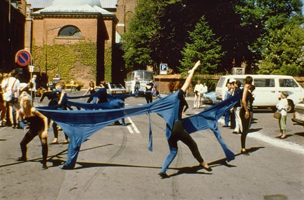 The MassDress (Photographer unknown, 1985)
